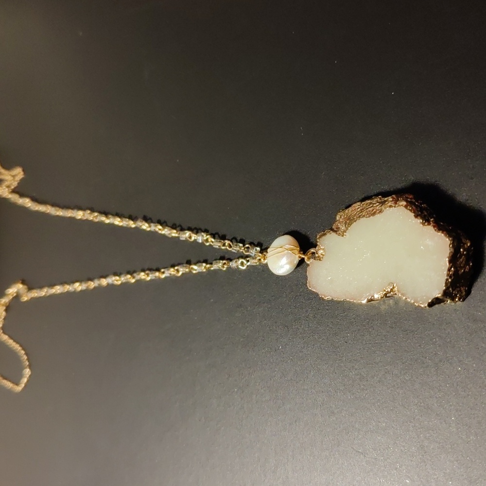 BKE necklace